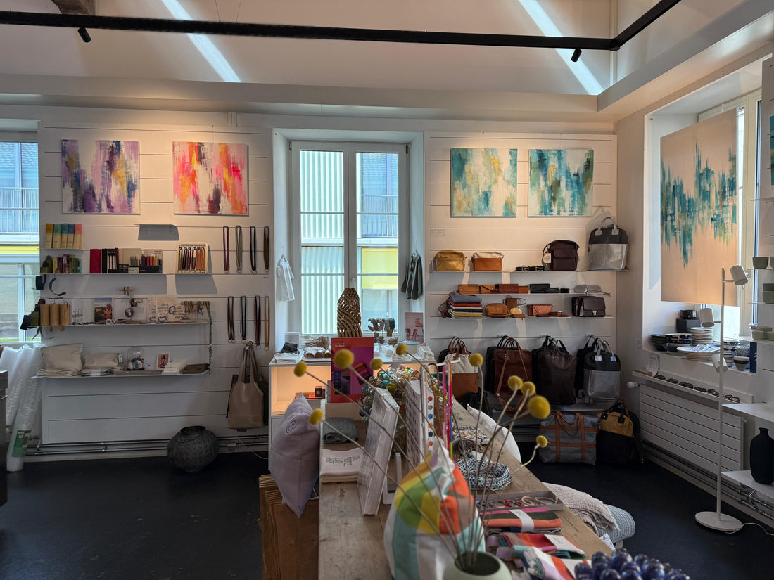 Blick in die Ausstellung bei Nalu in Unterwindisch